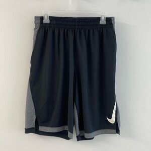 Nike dri-fit men’s athletic shorts - size medium